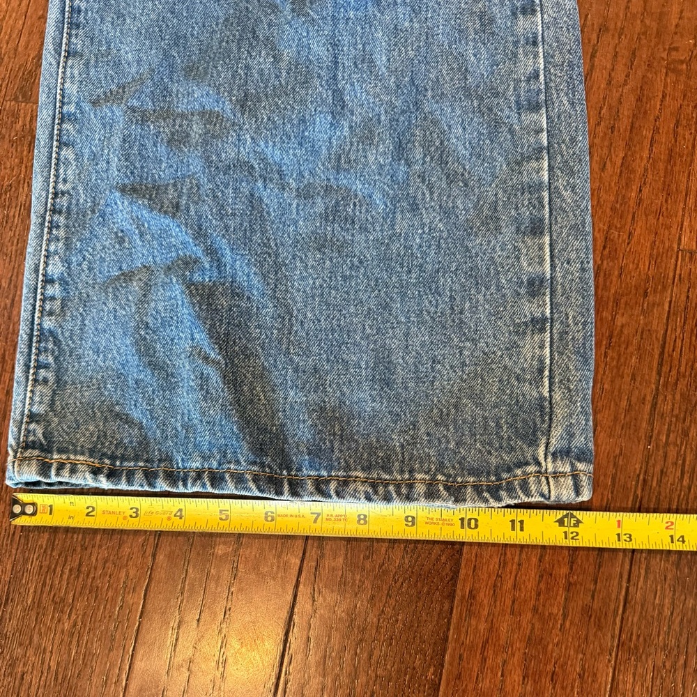 Levi's Women's 94 wide leg jeans 30 - Picture 2 of 7